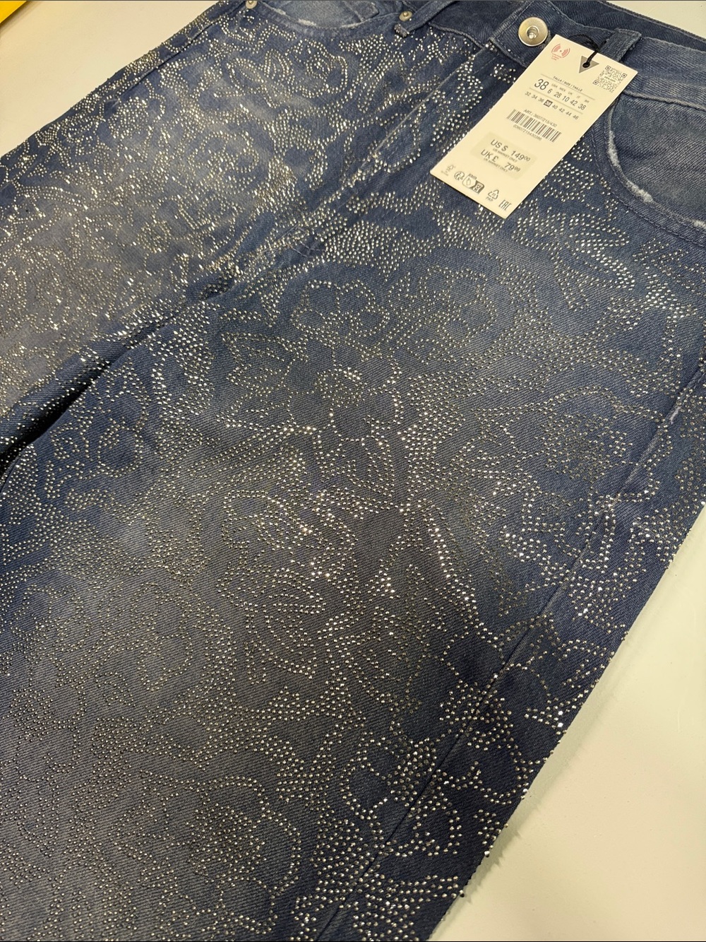 Zara 38/6 pants rhinestones